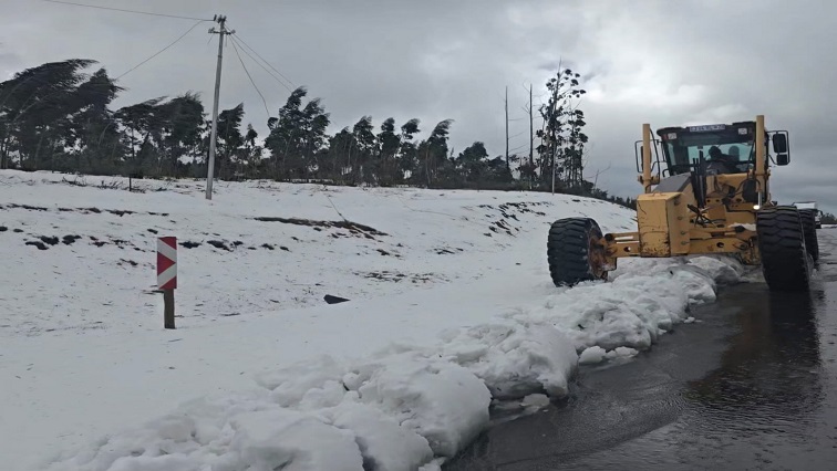 80 Households affected by strong winds, snowfall in KZN