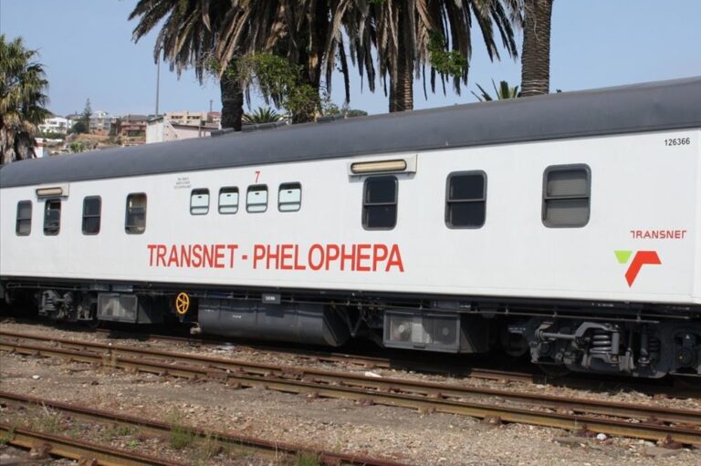 Residents camp at Kimberley station to use health services train