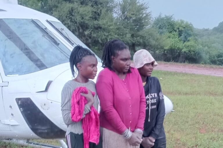 Three people who were trapped at Mutale River in Limpopo rescued